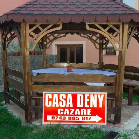Pensiunea Casa Deny Novaci-Straini Bagian luar foto