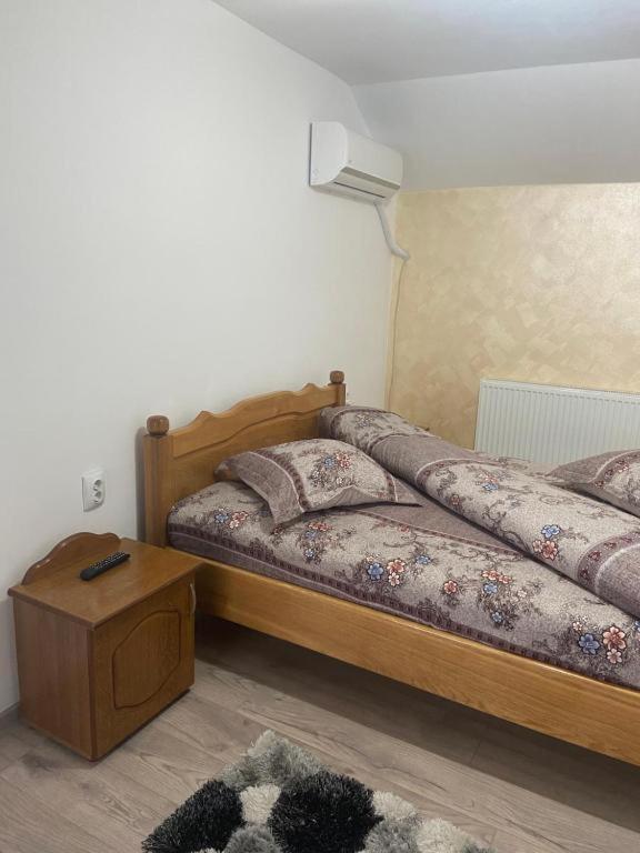 Pensiunea Casa Deny Novaci-Straini Bagian luar foto